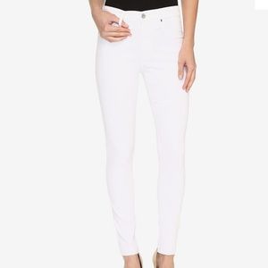 White skinny jeans AG